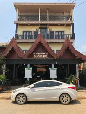 Soutjai Guesthouse & Restaurant - Guest houses
