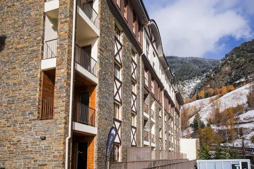 The Lodge at Ribasol - Homestays