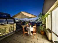 Ramada by Wyndham Prague City Centre 트로야 성 주변 호텔