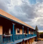 Guadalupe Inn - غرفة مطلة على الجبل
