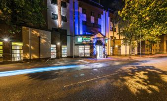Holiday Inn Express Belfast City