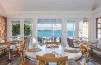 Peace and Plenty Resort Hotels in Michelson