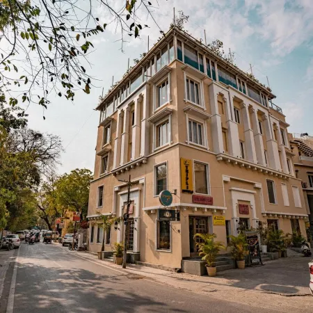 Tripli Hotels Shambhu Villas Отели рядом с достопримечательностью «Гулаб Баг и Зоопарк»