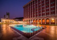 Ramoji Film City- Sitara Luxury Hotel - С бассейном