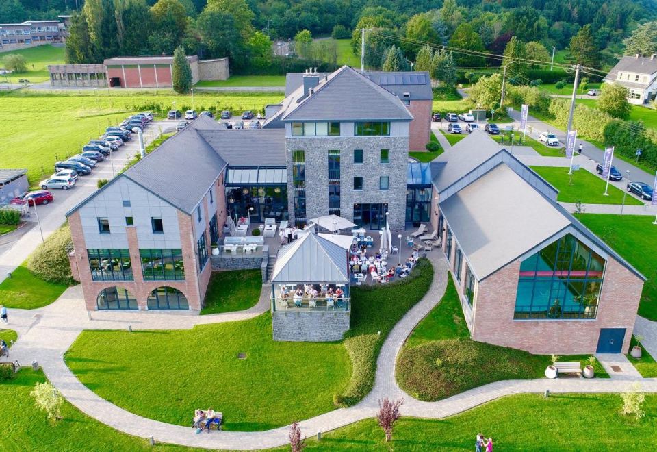 Azur en Ardenne - Housity