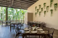 Stone Wood Premier Gokarna - breakfast