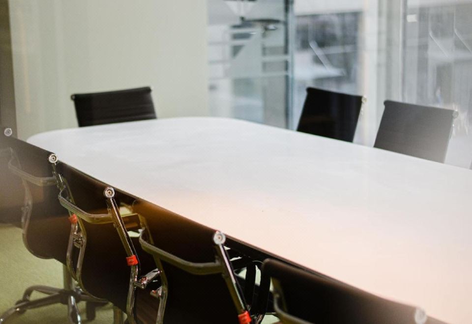 YES Marata Apart-Hotel의 객실 내부 주방 시설 사진