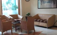 Kudus Permata Hotel - parking