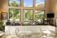 Howard Johnson by Wyndham Beaufort/Parris Island