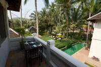 Satri House Hotel - Pools