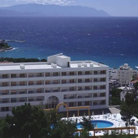 Tuntas Family Suites Kusadasi