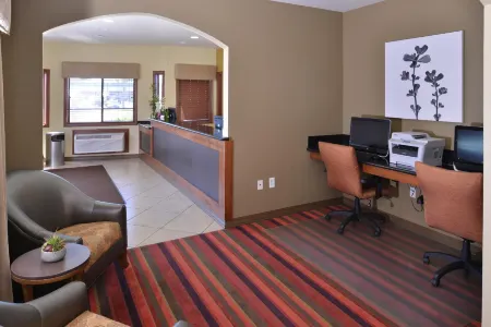 Pleasant Inn Отели рядом с достопримечательностью «Университет Калифорния, Сан-Диего»