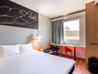 Ibis Sevilla Hotel a Seville Province