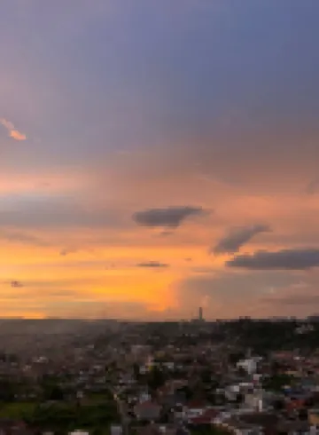 Anton THE BAY Apartemen