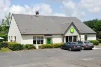 캄파닐 랭스 에스트 - 타이시 타이시 호텔