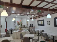 Hotel Square - breakfast