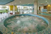 Club218 Wellness Apartments - spa
