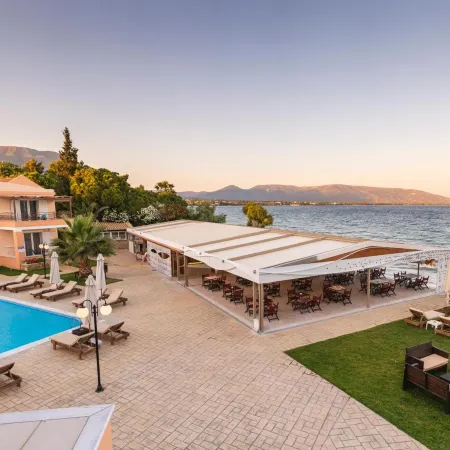 Avantis Suites Hotel