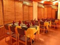 Pragati Green Meadows and Resort - プール