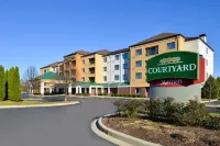 Courtyard Milwaukee North/Brown Deer Hotels in Glendale