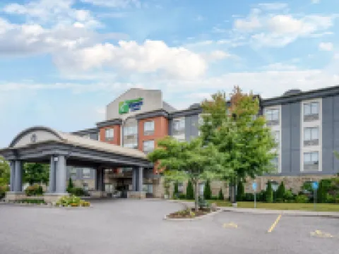 Holiday Inn Express & Suites OTTAWA AIRPORT by IHG Hotels in Ottawa