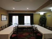 Holiday Inn Express CLOVERDALE (GREENCASTLE) by IHG - Pet friendly