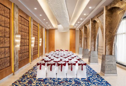 라마다 바이 윈덤 바라나시 카테사르