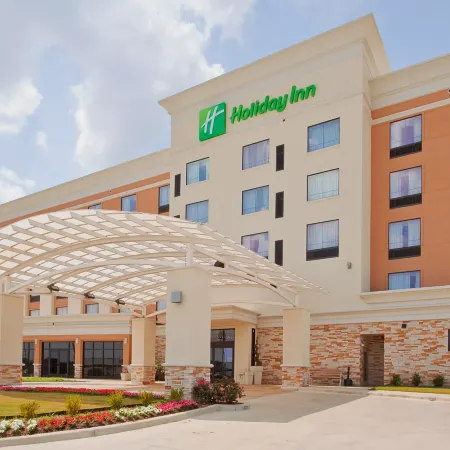 DoubleTree by Hilton Fort Worth Fossil Creek Отели рядом с достопримечательностью «Бар Billy Bob's Texas»