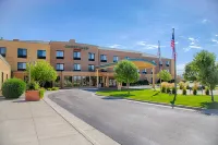 Courtyard Fargo Moorhead, MN Hotels in Moorhead