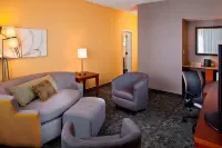 Courtyard Huntsville University Drive Hotels in Huntsville