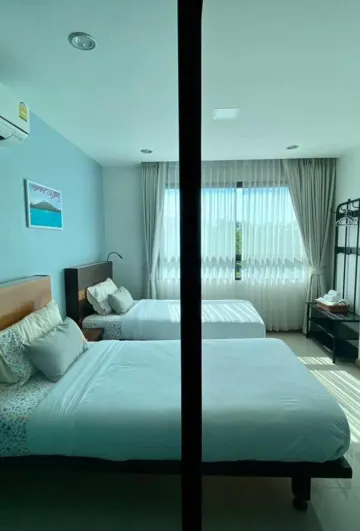 ห้องมาตรฐานเตียงแฝดพร้อมวิวเมือง