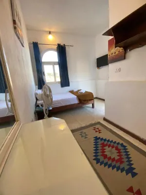 نبتون اوتيل