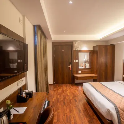 Golden Fortune Inn Hotel Các khách sạn gần Sân vận động Borg El Arab Stadium