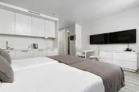 Valo Hotel City (Вало Сити) - С бассейном