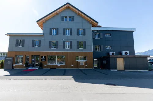 โรงแรมเกสต์เฮาส์ Meitschi Thun