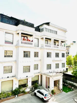 Hotel Magic Leaf