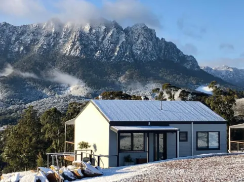 มันนาฮิลล์ฟาร์ม