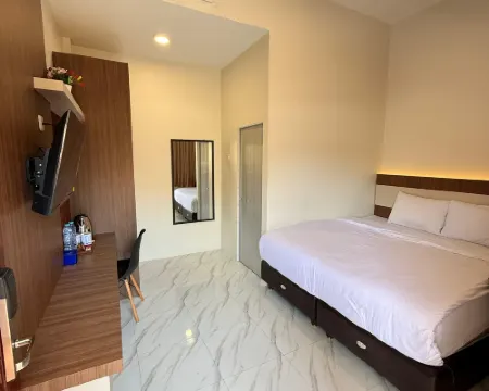 LUMIERE INN Hoteles en Pasiran