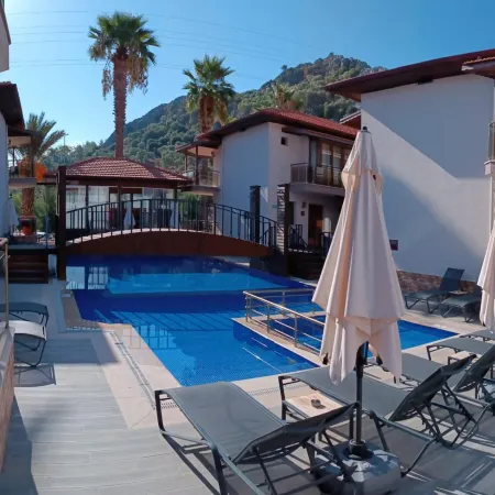 Dolphin Apart Hotel