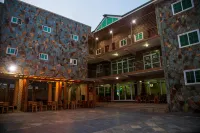 Grand Star Hotel Hotels near Oyarifa Presby Primary School