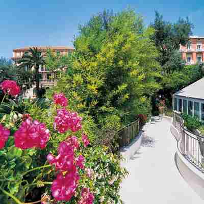 Grand Hotel Excelsior Vittoria Hotel Exterior