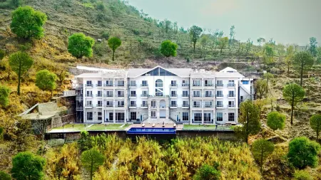 The Belvedere Kasauli Отели в г. Парвану