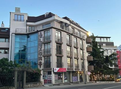盧克索飯店