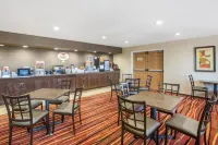 Super 8 by Wyndham Brookings - breakfast