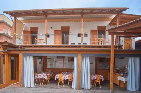 Bel Sole Guest House Отели рядом с достопримечательностью «Civitavecchia Port»