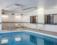 Quality Inn Forsyth Decatur - Pool
