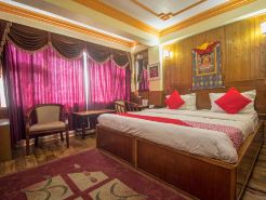 Hotel Seven Seventeen