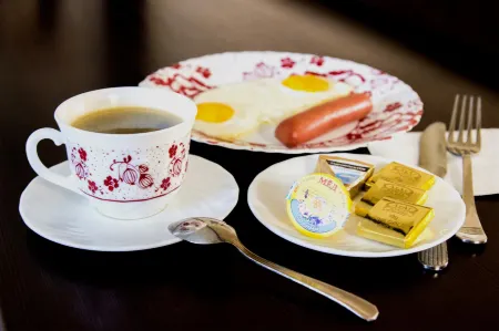 Шоколад Отели рядом с достопримечательностью «Приход Христа Царя Вселенной Римско-Католической церкви г. Барнаула»