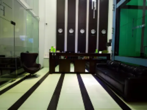 Hotel Fina Hotels in Tabaco