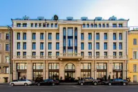 SO/ Saint Petersburg Hotel - Pools